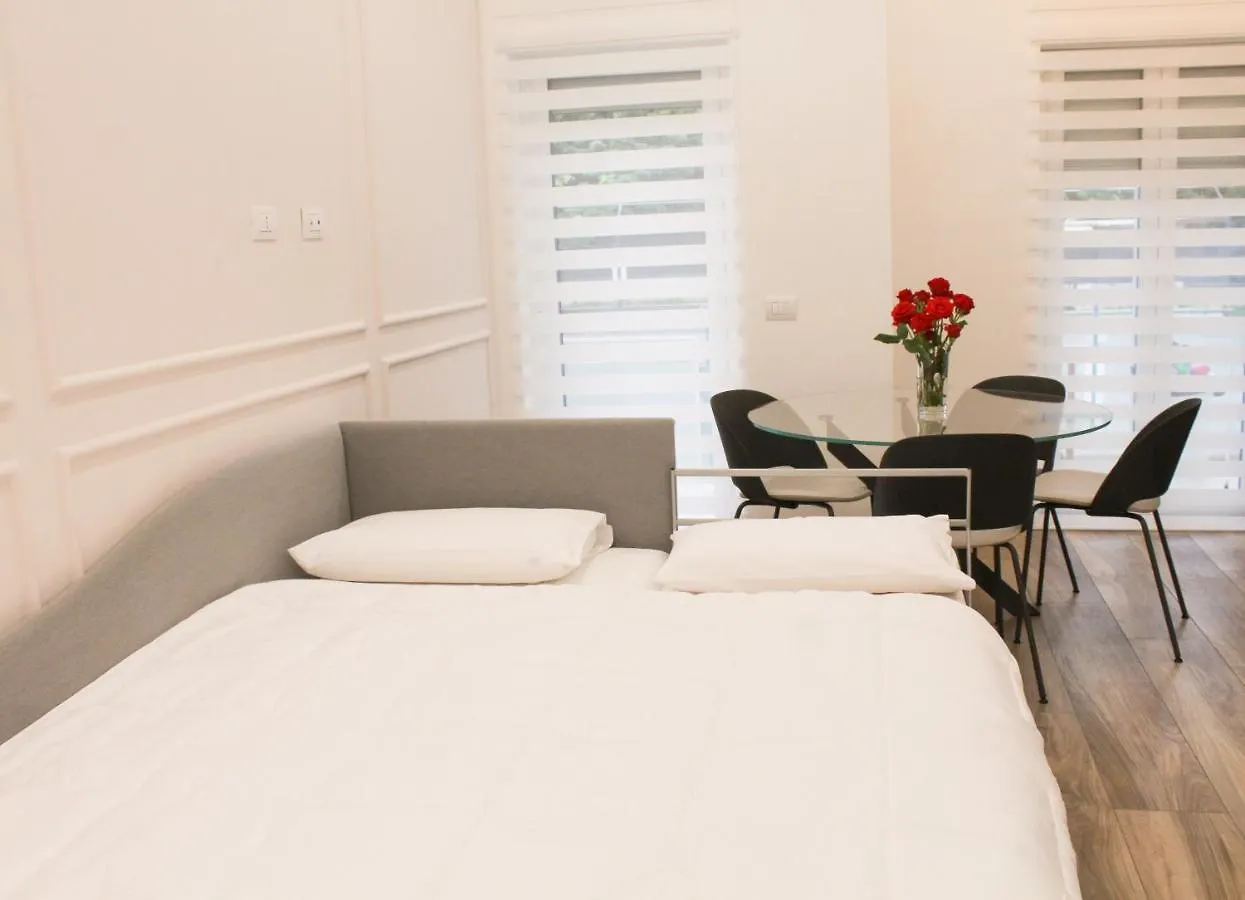 M Luxury Home Napoli Italy