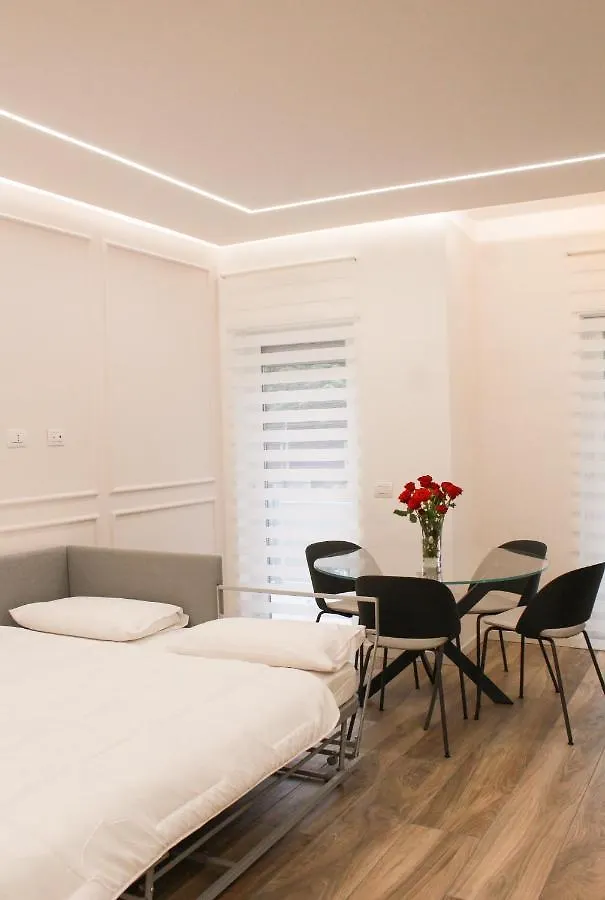 M Luxury Home Napoli