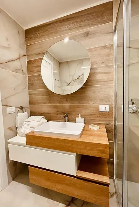 M Luxury Home Napoli 0*, Naples